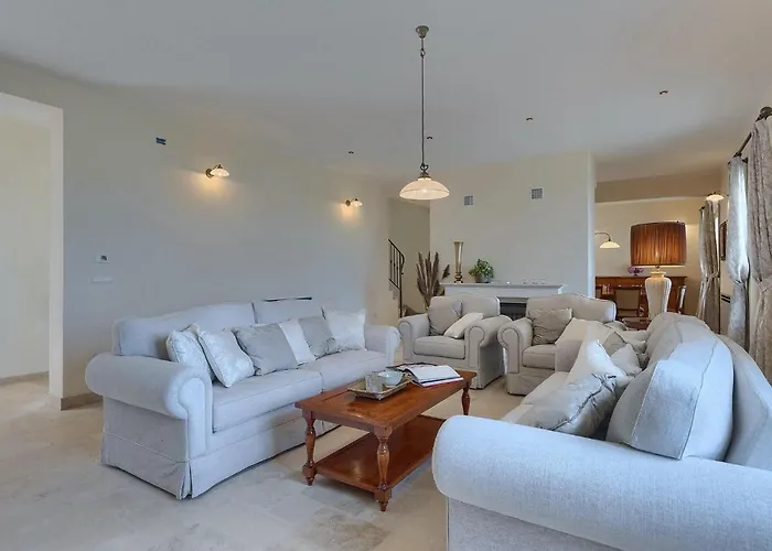 Terrarossa Kastelir *