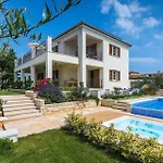 Tatil Evi Terrarossa Kastelir *