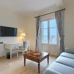 Terrarossa Kastelir Tatil Evi *