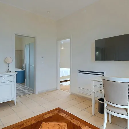 بيت للعطل Terrarossa Kastelir *