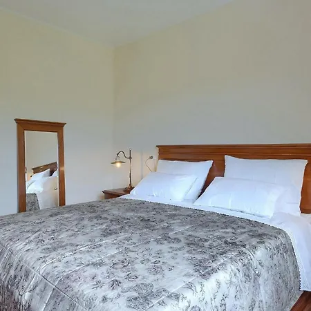 Terrarossa Kastelir Пореч