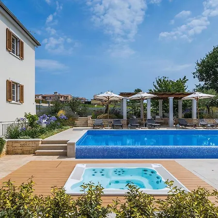 Terrarossa Kastelir Пореч