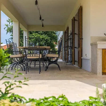 Terrarossa Kastelir Nyaraló